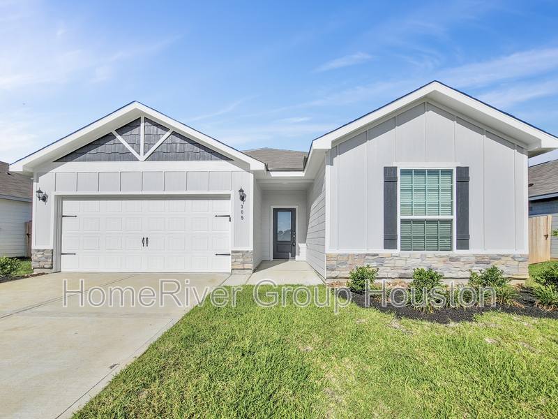 House for rent at 305 Grayson Baw Lane, Waller, TX 77484