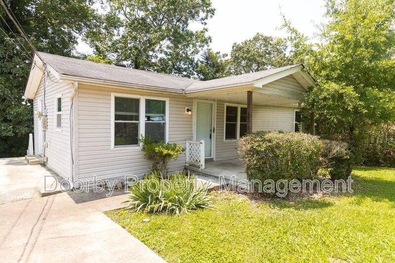 House for rent at 1918 Wilkes Ave, Soddy Daisy, TN 37379