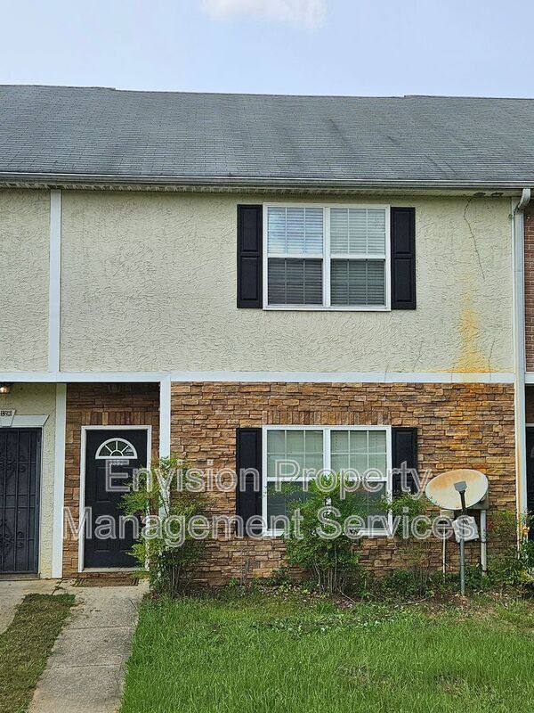 Townhouse for rent at 3392 Hidden Stream Court, Stockbridge, GA 30281