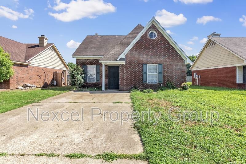 House for rent at 2932 Churchwell Dr #1, Horn Lake, MS 38637