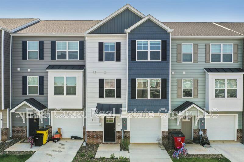 Townhouse for rent at 51 Olga Dr, Martinsburg, WV 25403