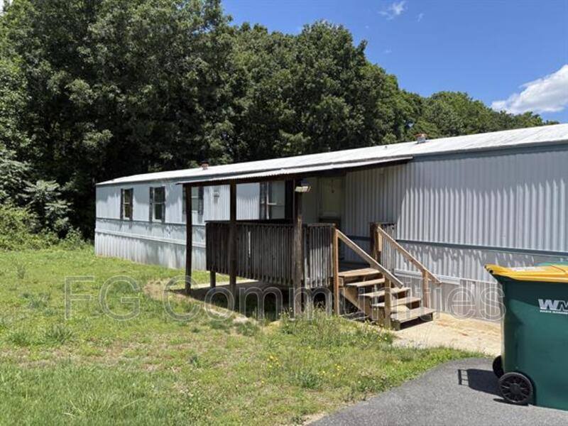 House for rent at 4557 Wallburg Rd #19, Winston Salem, NC 27107