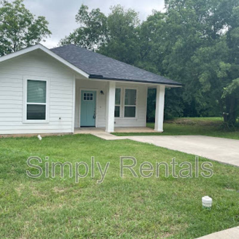 House for rent at 4012 3rd St, Greenville, TX 75401