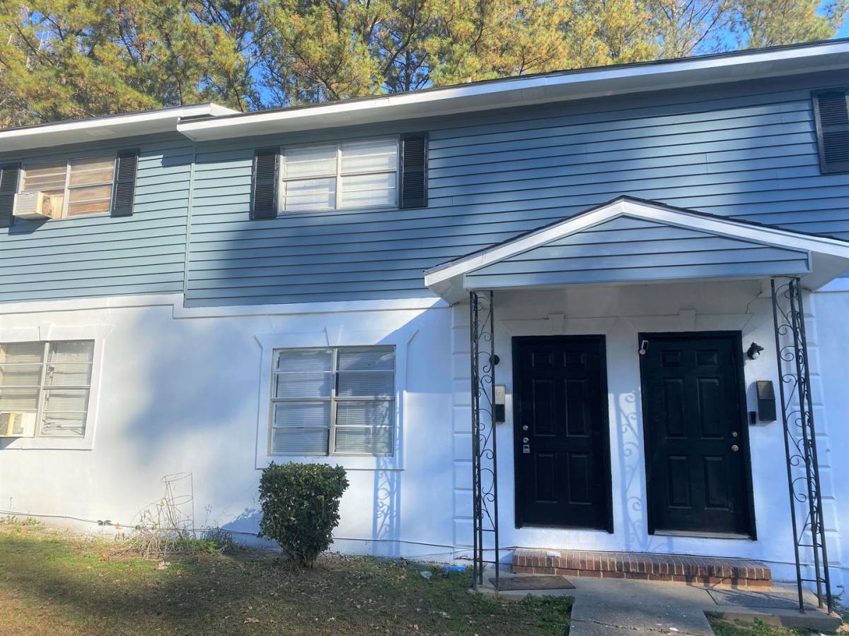 Townhouse for rent at 4053 Log Cabin Dr #A-2, Macon, GA 31204