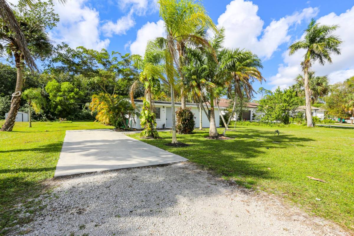House for rent at 159 5th St, Naples, FL 34113