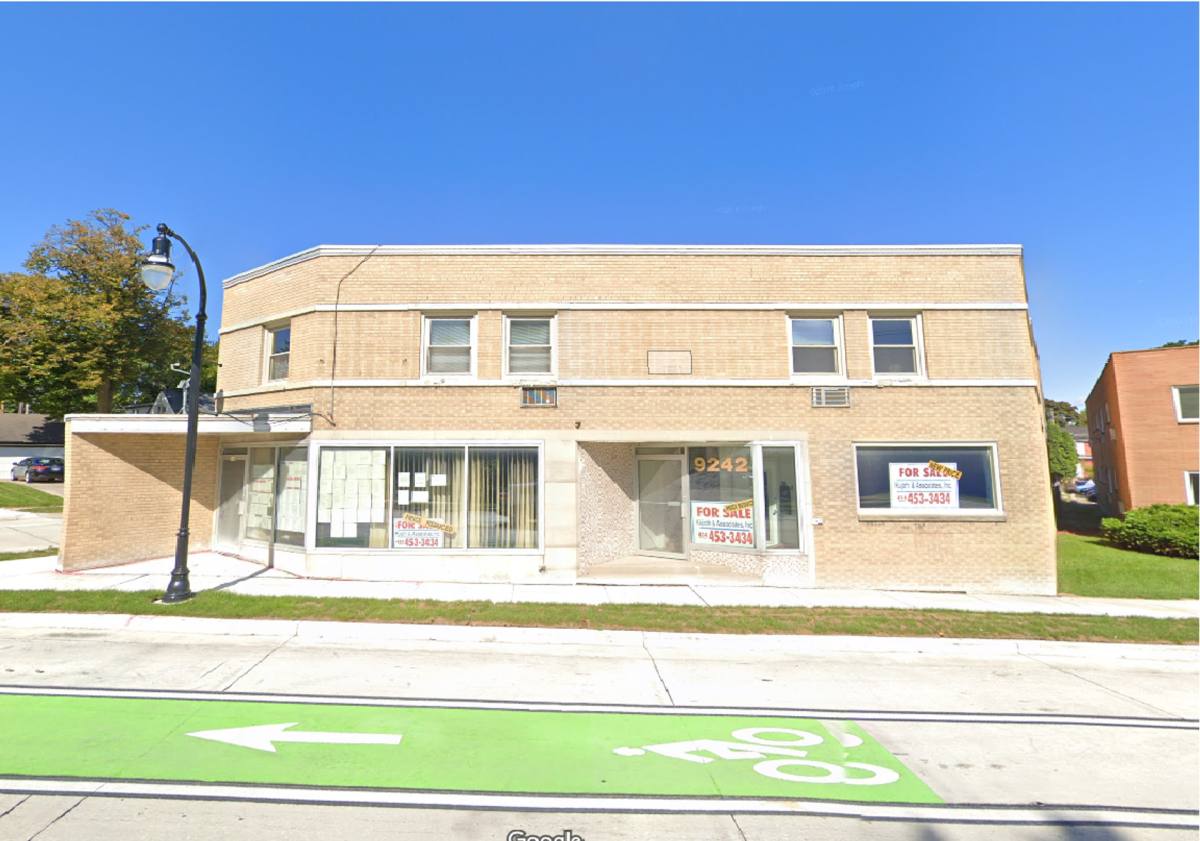 Apartment for rent at 9242 W National Ave, Milwaukee, WI 53227