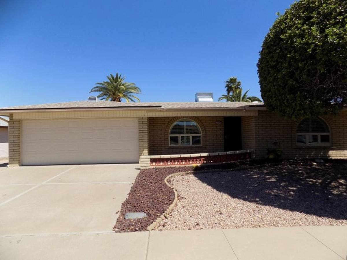 House for rent at 4742 E Farmdale Circle, Mesa, AZ 85206