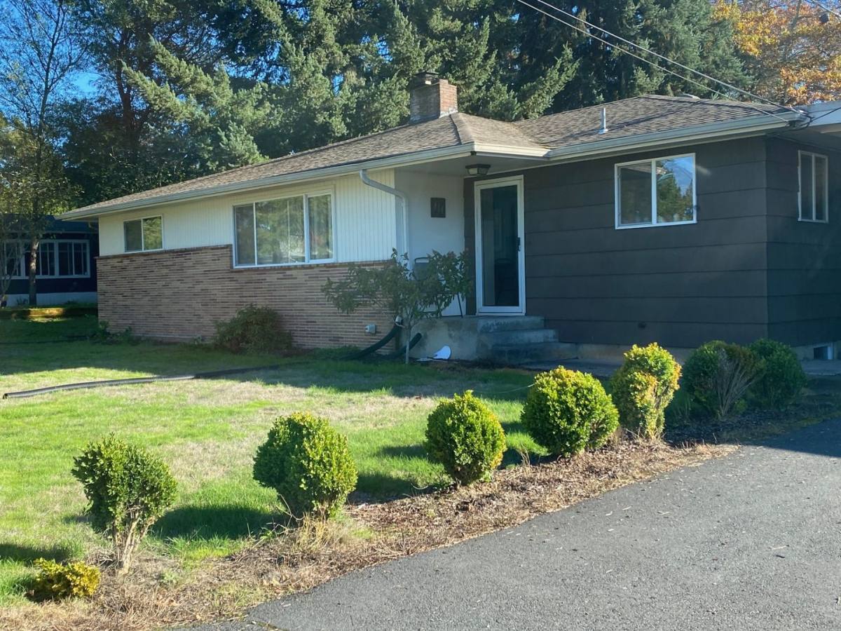 Apartment for rent at 111 Cowlitz Dr, Kelso, WA 98626