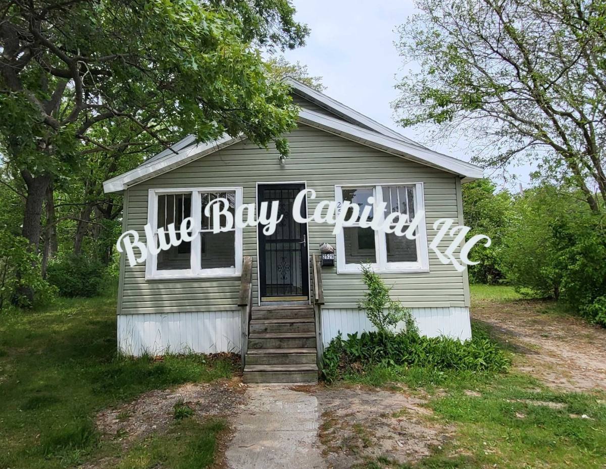 House for rent at 2529 Jarman St, Muskegon, MI 49444