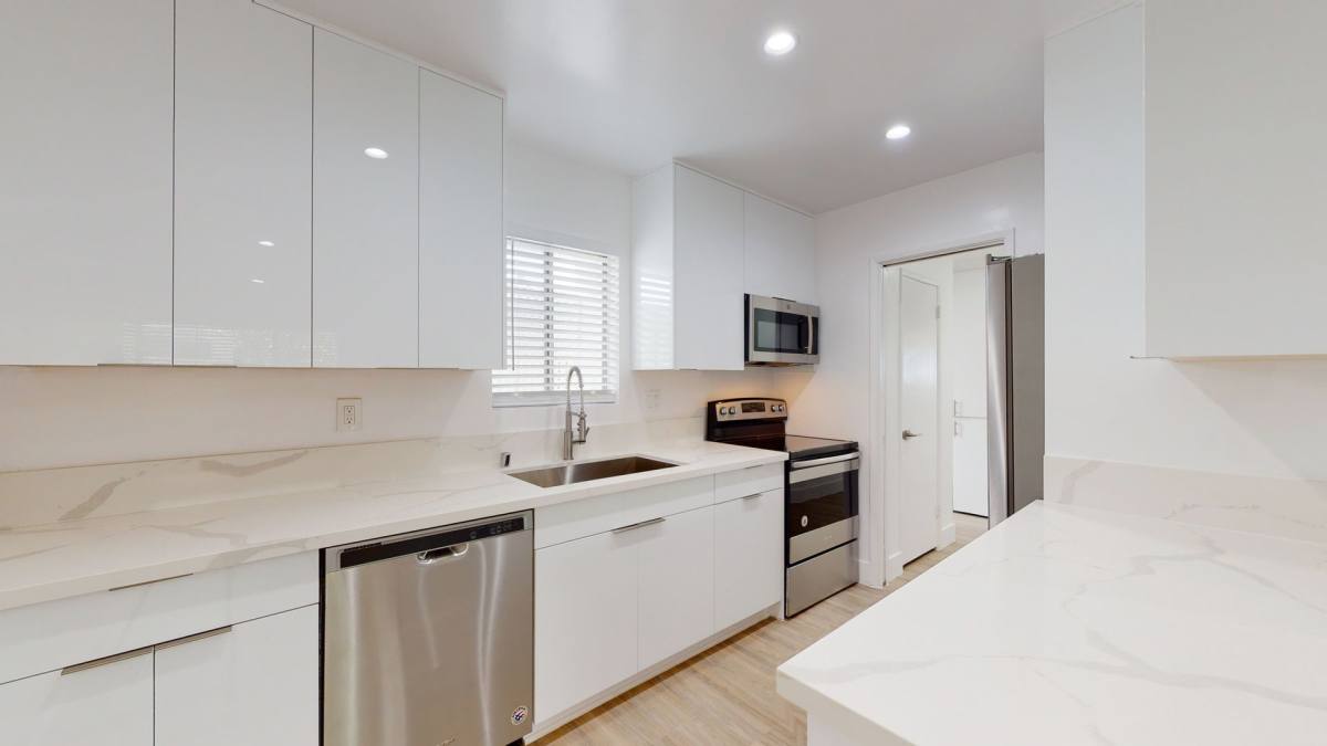 Apartment for rent at 1933 S Bedford St, Los Angeles, CA 90034