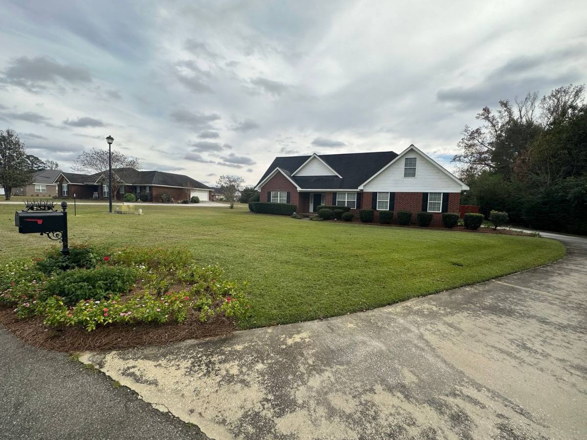 House for rent at 1521 Mansfield Rd, Statesboro, GA 30458