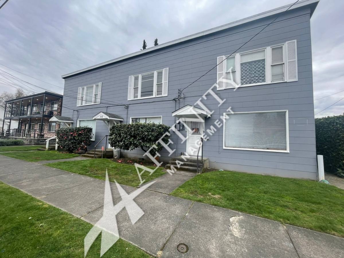 Apartment for rent at 112 4th Ave SE, Puyallup, WA 98372