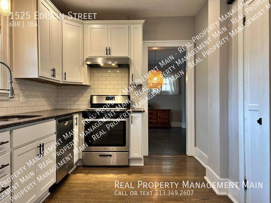 House for rent at 1525 Edison St, Detroit, MI 48206