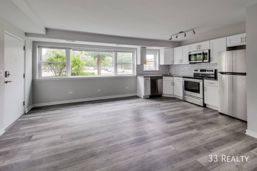 Apartment for rent at 530 N Walnut Ave #9, Arlington Heights, IL 60004
