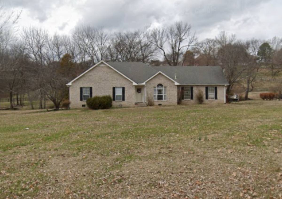 House for rent at 303 Oak Meadow Lane, Mount Juliet, TN 37122