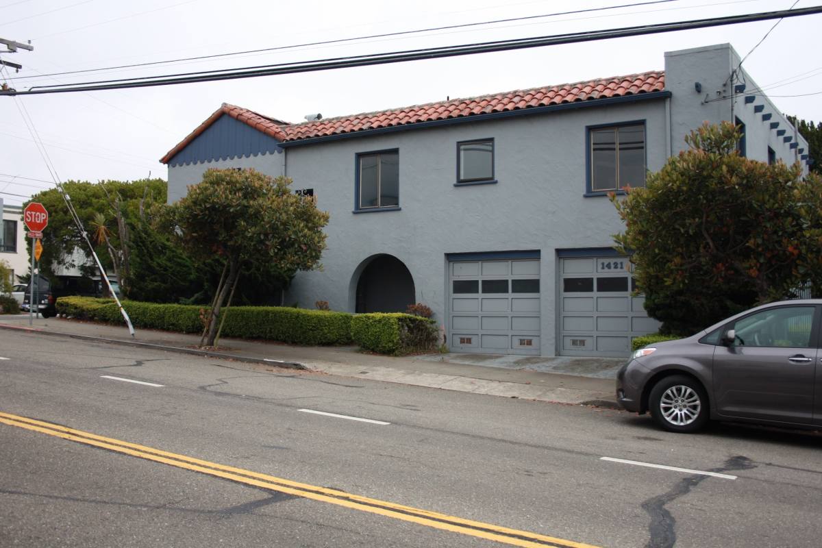 House for rent at 1421 Vicente St, San Francisco, CA 94116