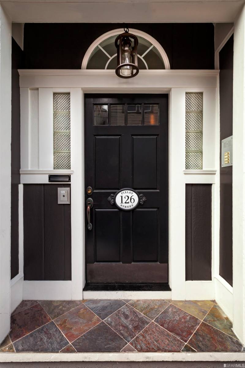 Apartment for rent at 126 Pixley St #1, San Francisco, CA 94123