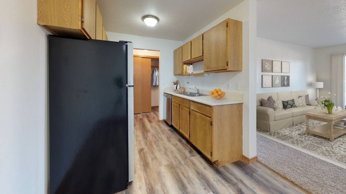 Apartment for rent at 1095 Jefferson St SE, Hutchinson, MN 55350