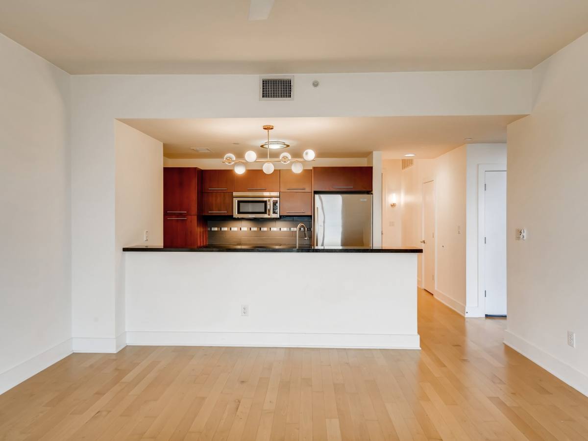 Apartment for rent at 603 Davis St #1708, Austin, TX 78701