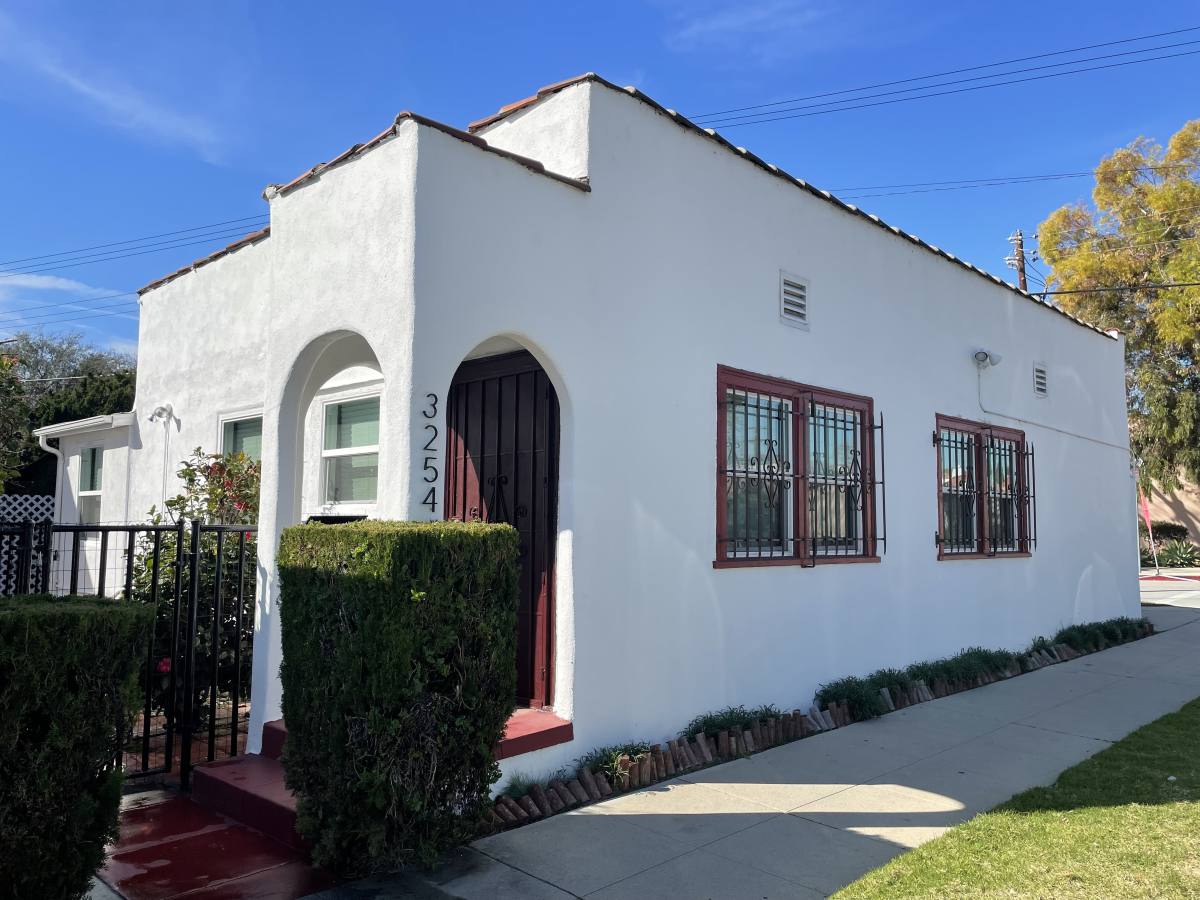 House for rent at 3254 Perlita Ave, Los Angeles, CA 90039