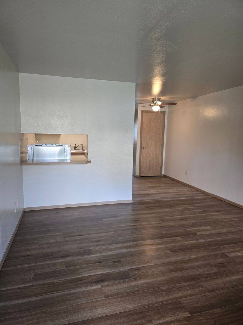 Apartment for rent at 1521 N 26th St, Mount Vernon, WA 98273