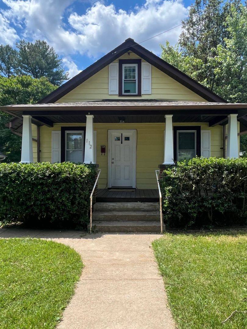 House for rent at 112 Oak St, Fredericksburg, VA 22401