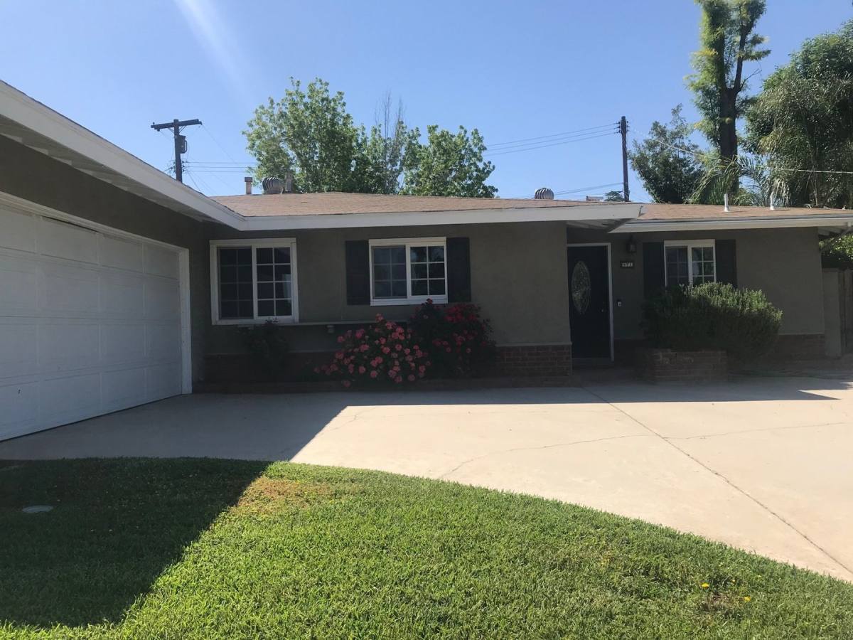 Condo for rent at 971 W Clifton Ave, Redlands, CA 92373