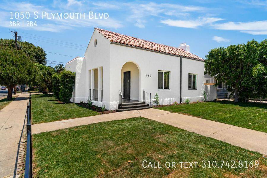 House for rent at 1050 S Plymouth Blvd, Los Angeles, CA 90019