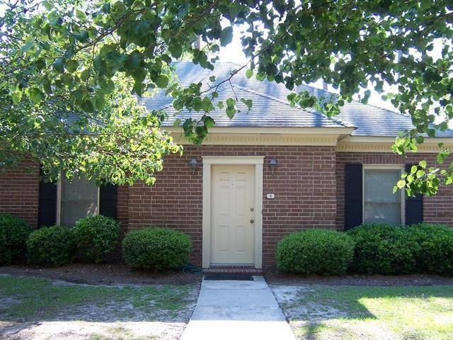 Townhouse for rent at 6 Somerset, Statesboro, GA 30458