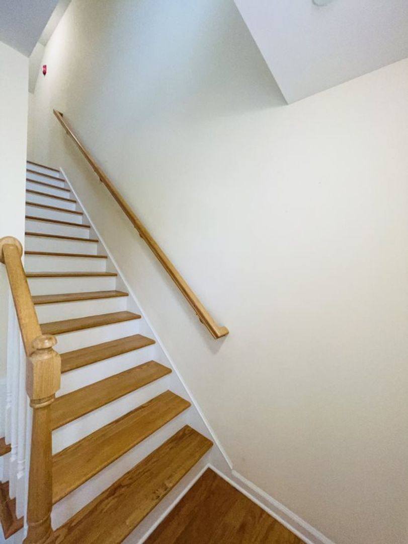 Townhouse for rent at 10 W Main St #A201, Norwalk, CT 06851