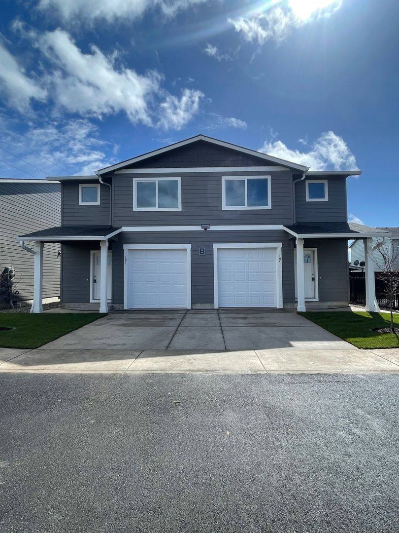 Townhouse for rent at 2656 S Main Rd #BUILDING A, Lebanon, OR 97355