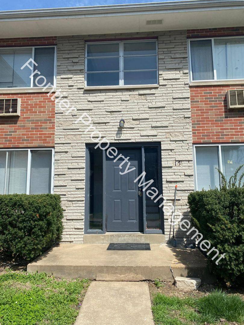 Apartment for rent at 15 Quick Dr, Florissant, MO 63031