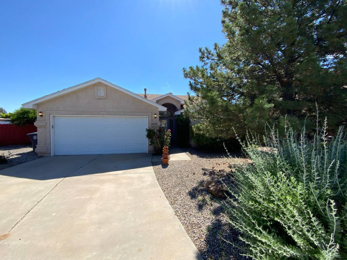 House for rent at 10746 Gemini Court NW, Albuquerque, NM 87114