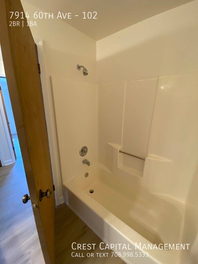 Apartment for rent at 7919 60th Ave, Kenosha, WI 53142