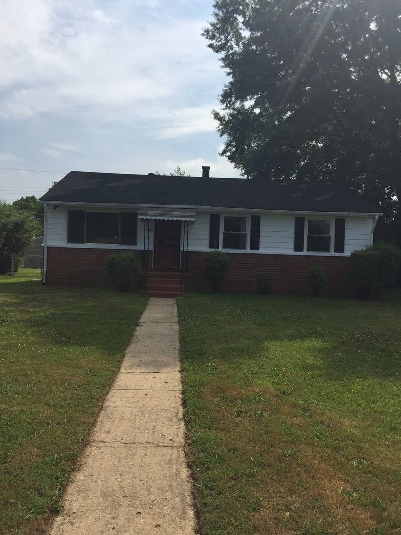 House for rent at 1910 Bloom Lane, Richmond, VA 23223