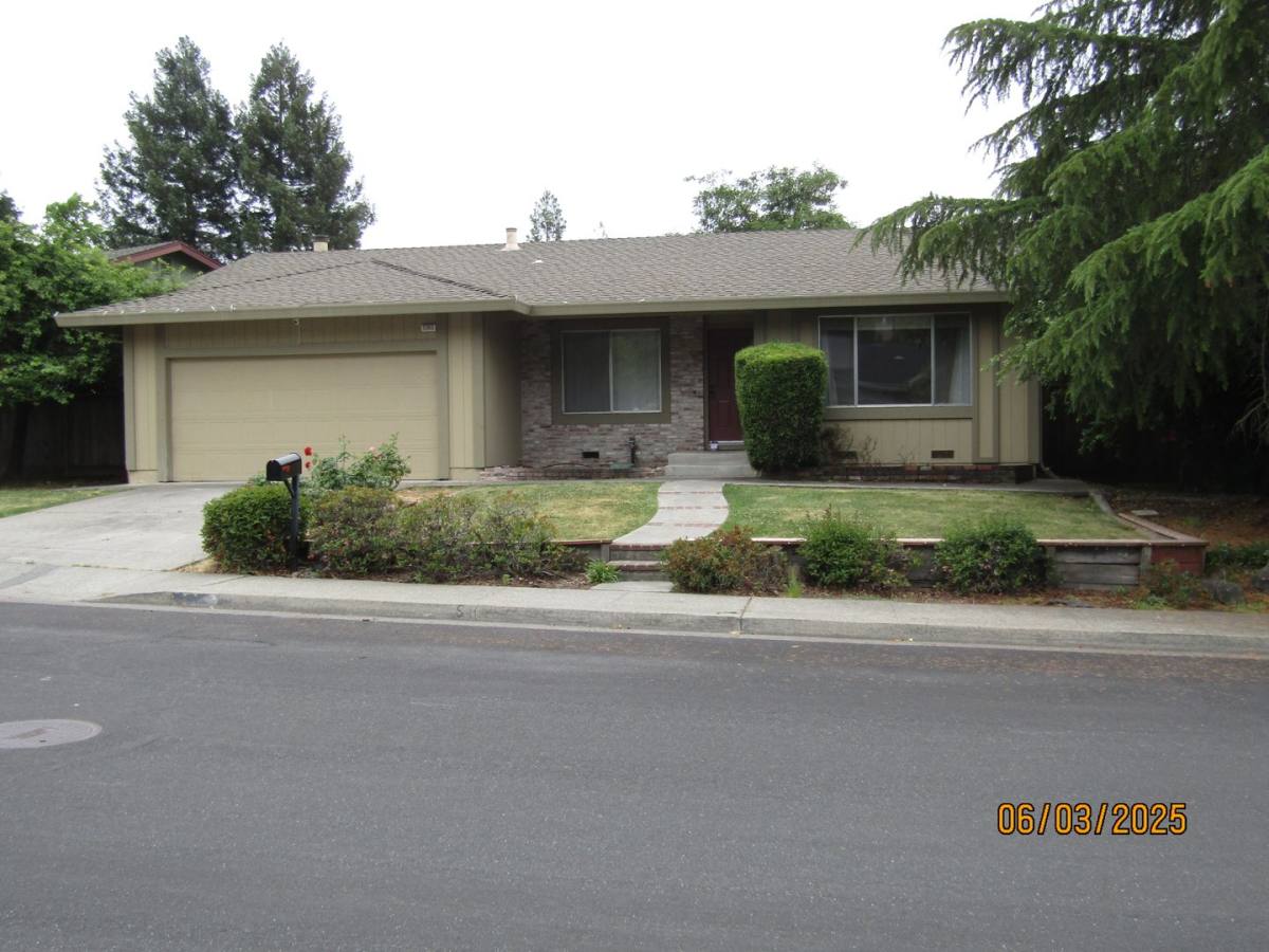House for rent at 5365 Arnica Way, Santa Rosa, CA 95403