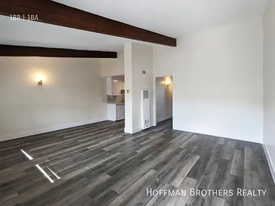 Apartment for rent at 3602 Carmona Ave #13, Los Angeles, CA 90016