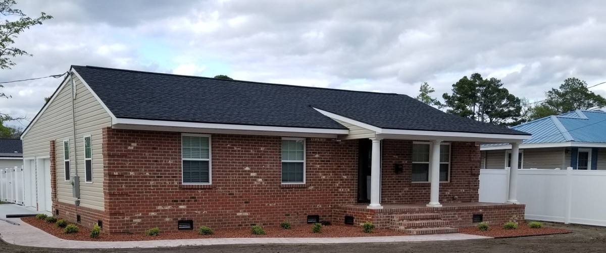House for rent at 1101 E 13th St, Lumberton, NC 28358