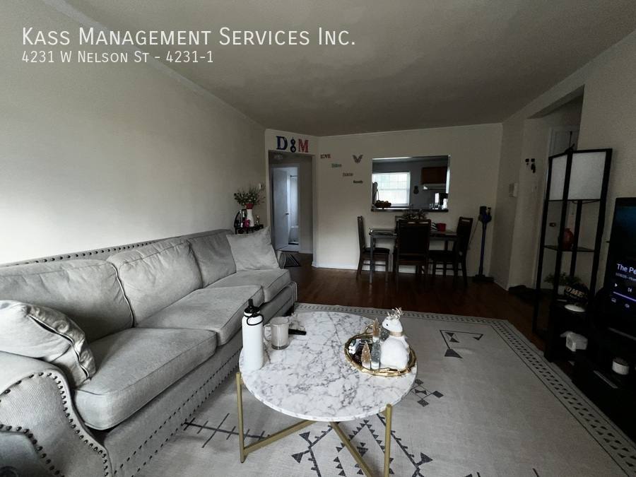 Apartment for rent at 4231 W Nelson St #1, Chicago, IL 60641