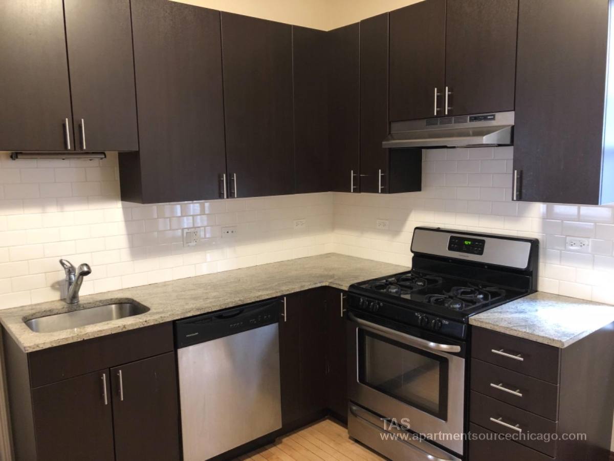 Apartment for rent at 1438 W Addison St #2, Chicago, IL 60657