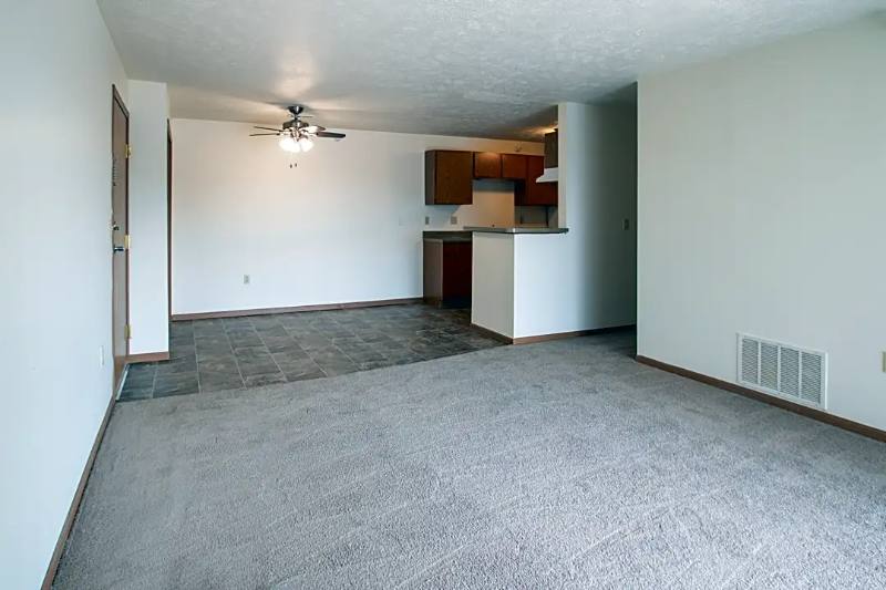 Apartment for rent at 649 Parkwild Dr #2-D7, Council Bluffs, IA 51503