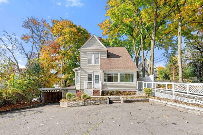 Apartment for rent at 41 Cook Ave - 2nd Floor, Meriden, CT 06451