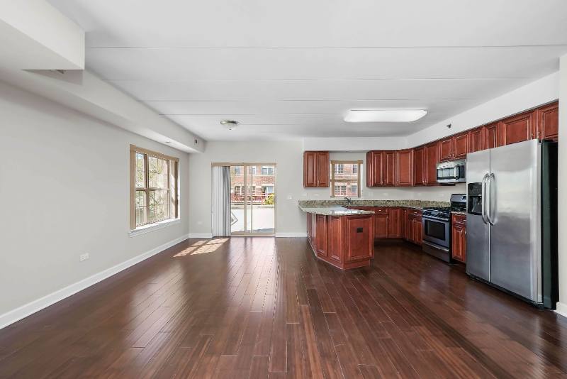 Condo for rent at 6636 W 65th St #2, Chicago, IL 60638