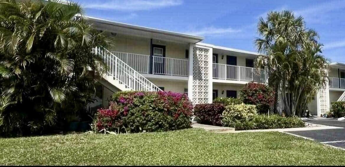 Condo for rent at 813 Hummingbird Way #8A, North Palm Beach, FL 33408