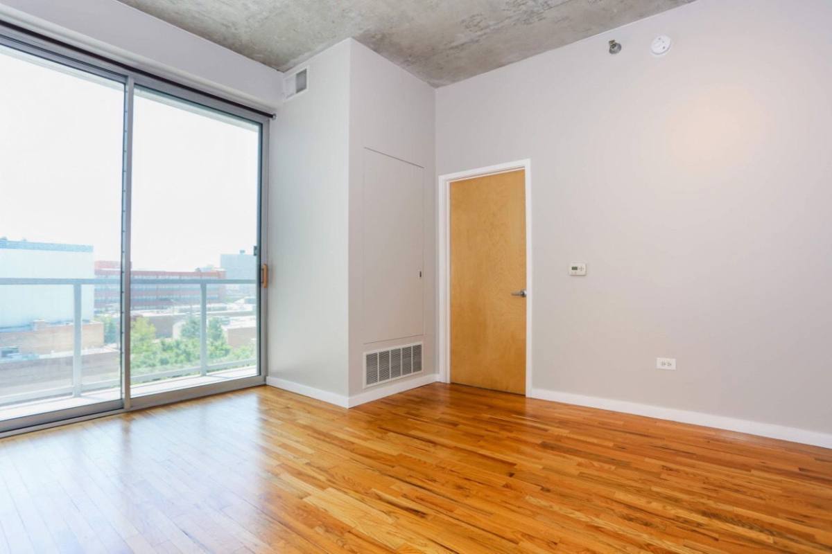 Apartment for rent at 1620 S Michigan Ave #525, Chicago, IL 60616