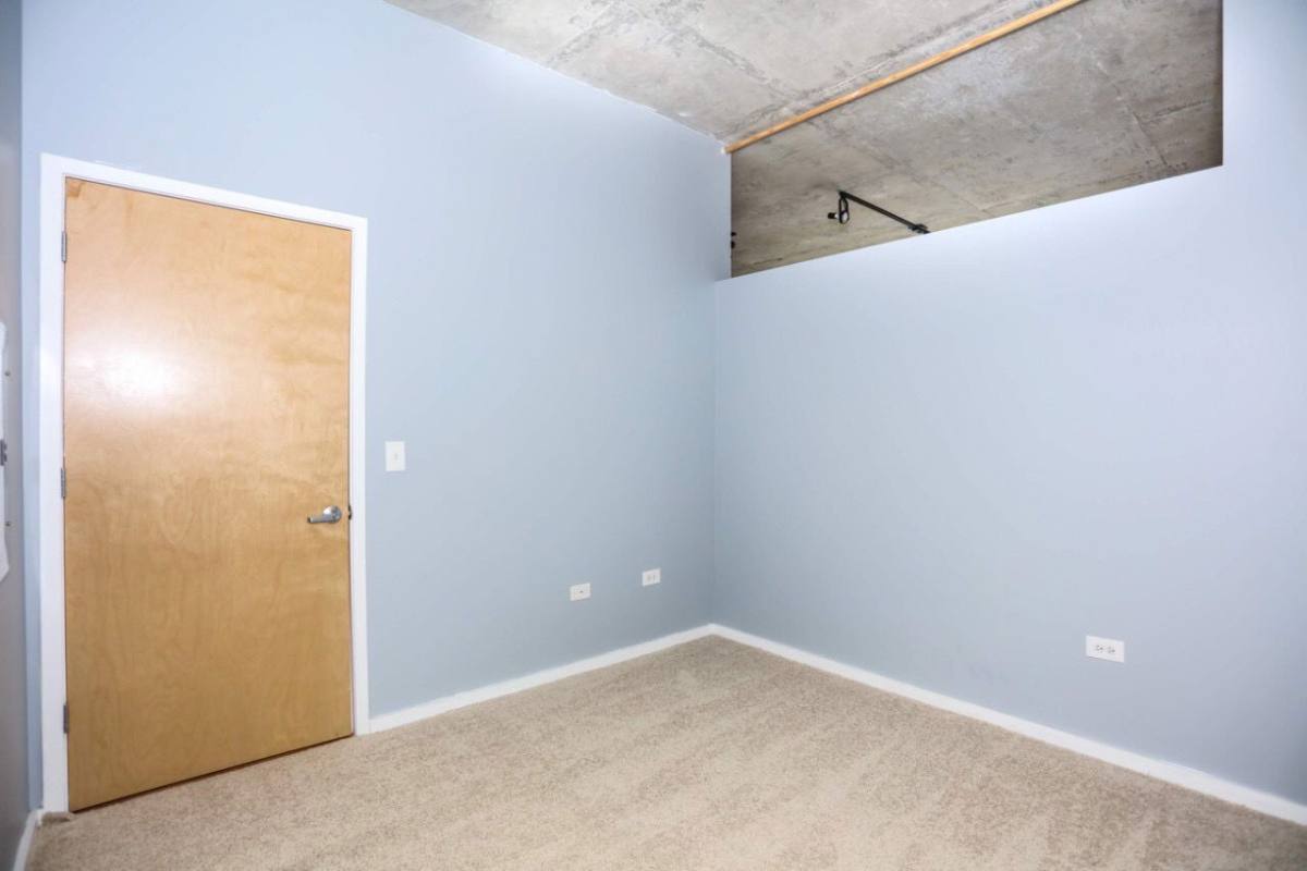 Apartment for rent at 1620 S Michigan Ave #525, Chicago, IL 60616