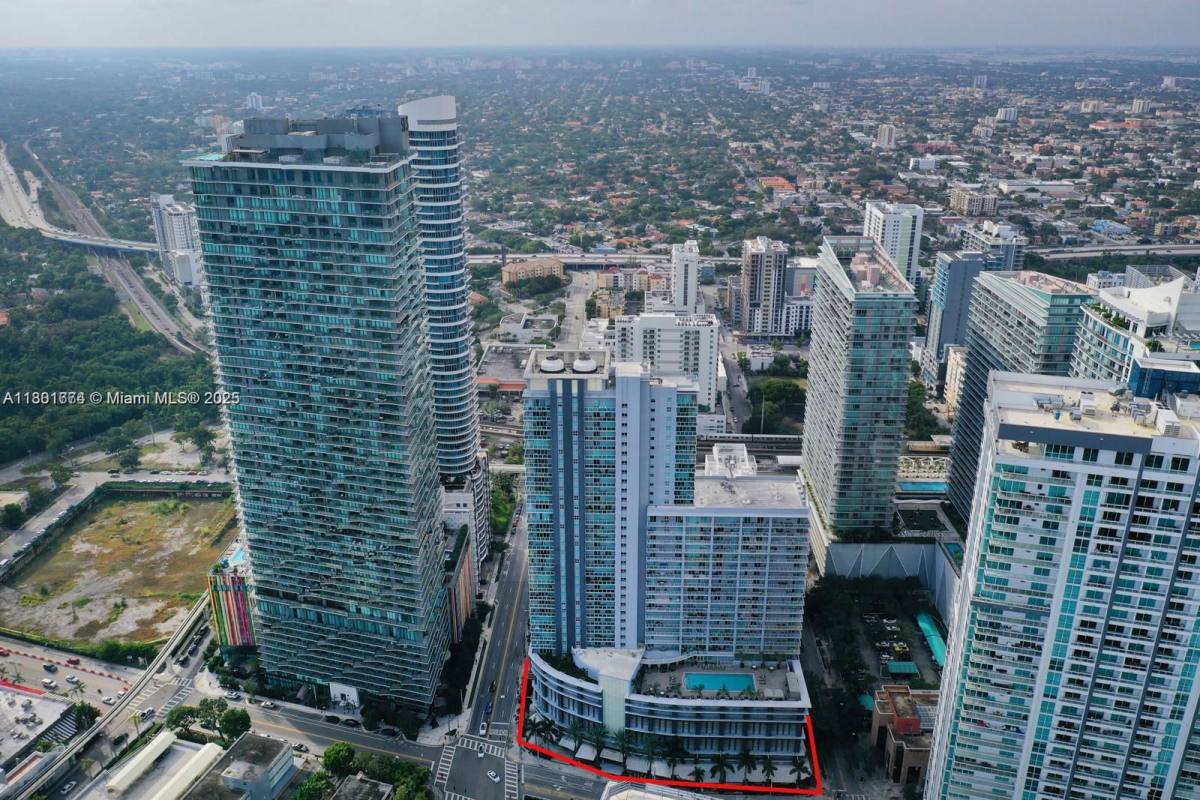 Condo for rent at 1250 S Miami Ave #1807, Miami, FL 33130