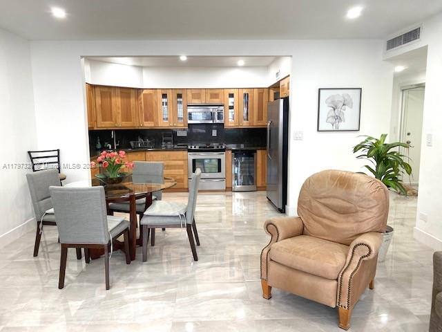 Apartment for rent at 1408 Brickell Bay Dr #103, Miami, FL 33131