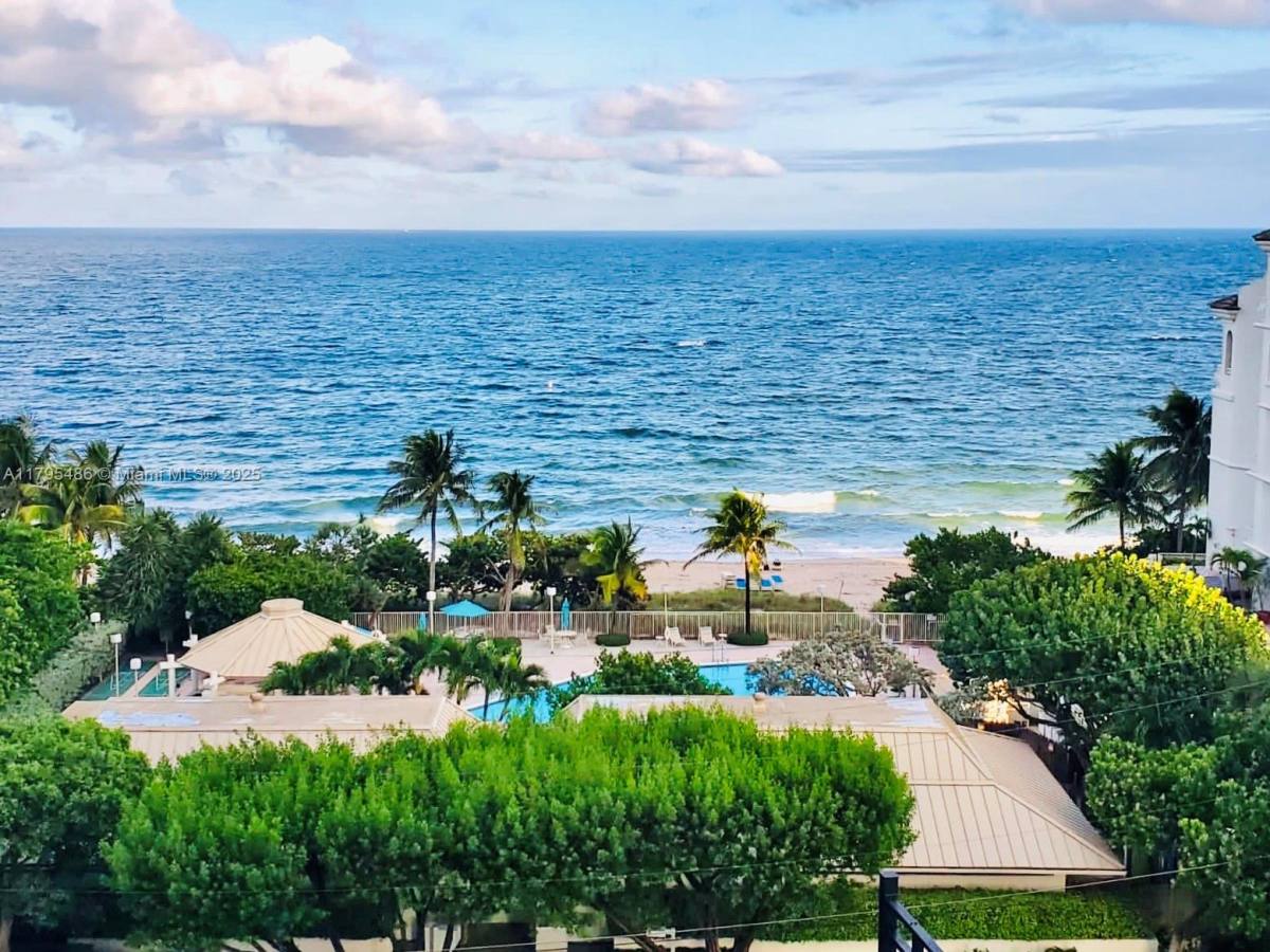 Apartment for rent at 1905 N Ocean Blvd #8E, Fort Lauderdale, FL 33305