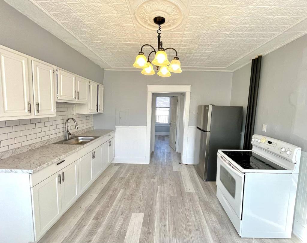 Apartment for rent at 69 Lincoln St #4, Lewiston, ME 04240